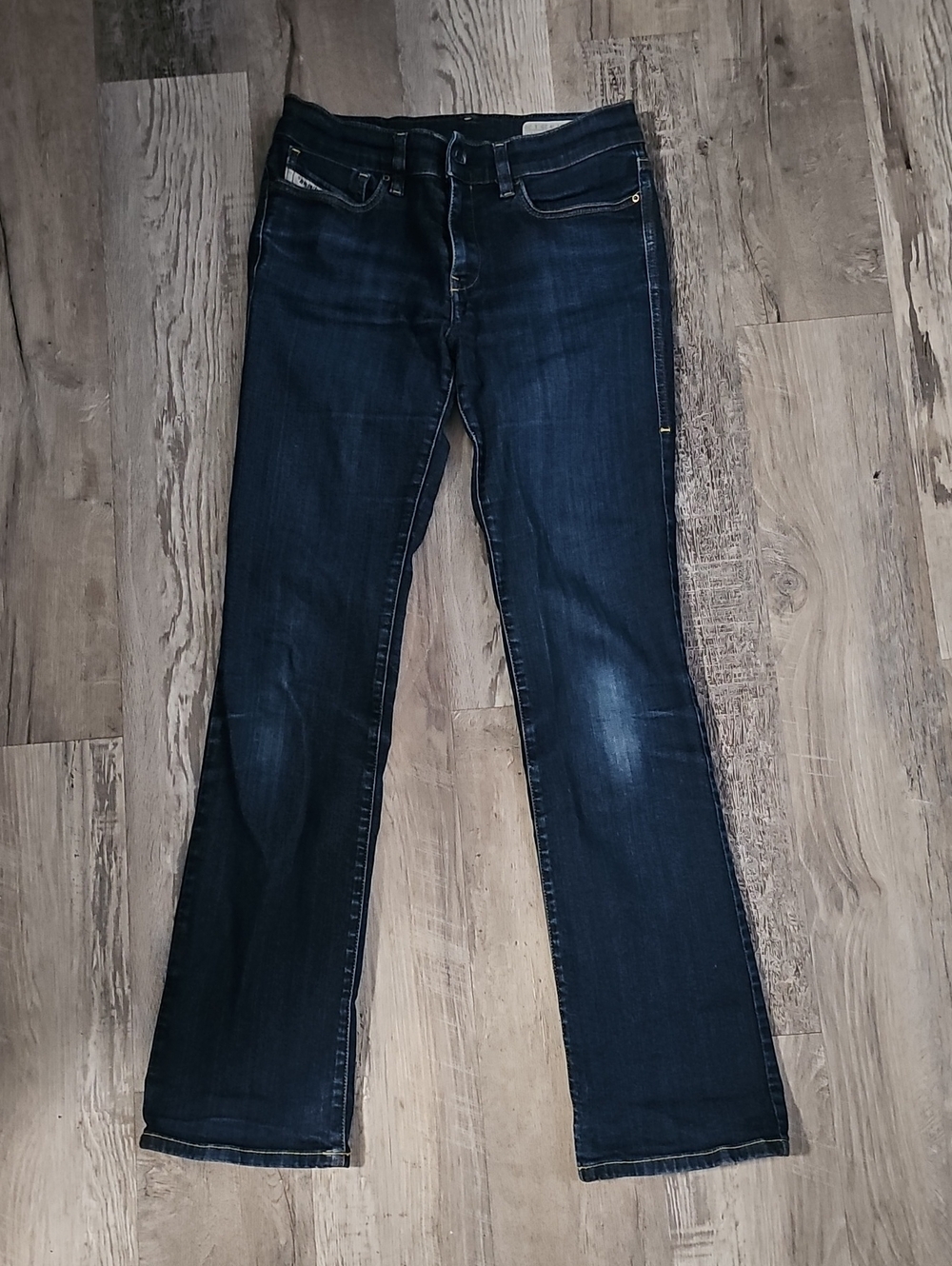 Diesel Bootzee-St Slim Bootcut Dark Wash Stretch Jeans - Size 25x30